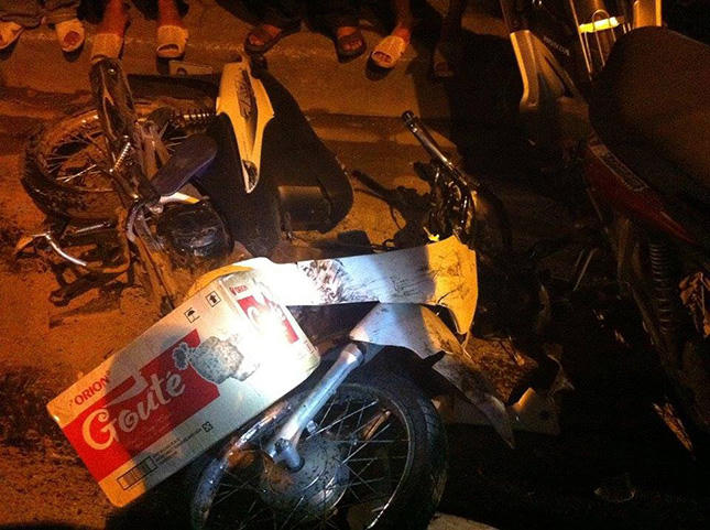 Hà Nội: Siêu xe gây tai nạn hàng loạt, 3 người tử vong